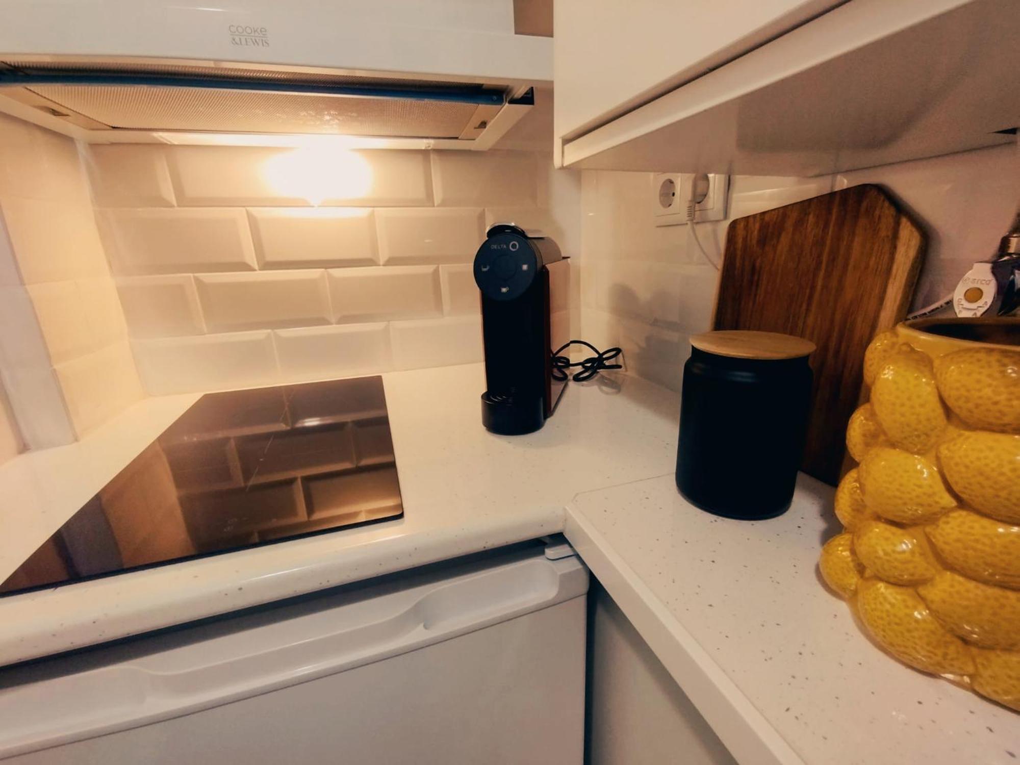 Theone Alfama Apartamento *